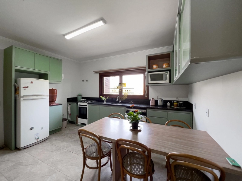 : 2ª foto da galeria de imagens do imóvel