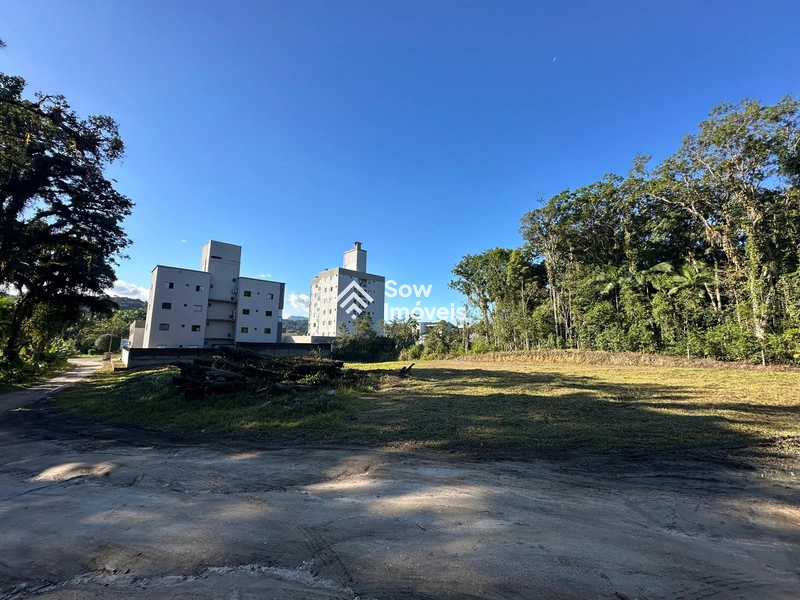 Terreno com Casa – Centro de Guabiruba: 2ª foto da galeria de imagens do imóvel