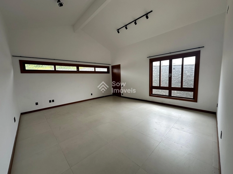 Casa Alto Padrão – Dom Joaquim, Brusque/SC: 3ª foto da galeria de imagens do imóvel