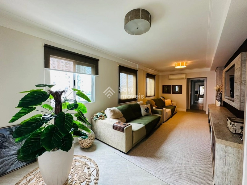 Apartamento alto padrão à venda em Balneário Camboriú Todo Mobiliado: 6ª foto da galeria de imagens do imóvel