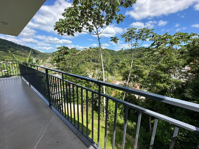 Casa de Alto Padrão à Venda no Bairro Dom Joaquim: 21ª foto da galeria de imagens do imóvel