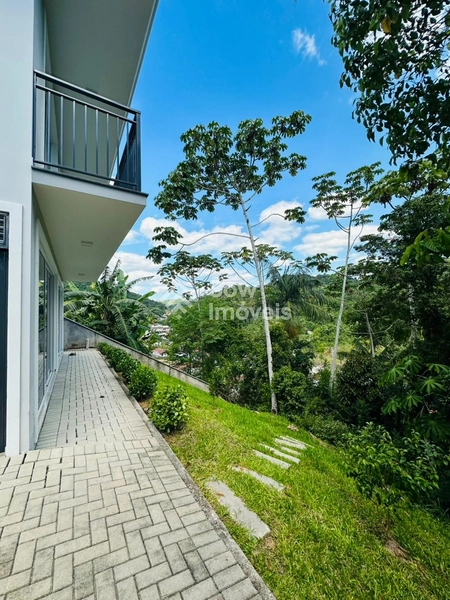 Casa de Alto Padrão à Venda no Bairro Dom Joaquim: 5ª foto da galeria de imagens do imóvel