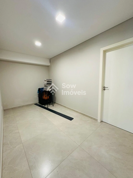 Casa de Alto Padrão à Venda no Bairro Dom Joaquim: 6ª foto da galeria de imagens do imóvel