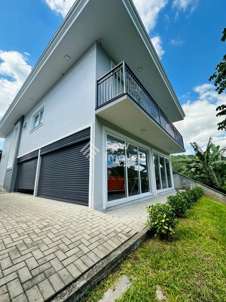 Casa de Alto Padrão à Venda no Bairro Dom Joaquim: 4ª foto da galeria de imagens do imóvel