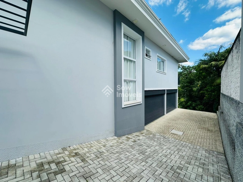 Casa de Alto Padrão à Venda no Bairro Dom Joaquim: 20ª foto da galeria de imagens do imóvel