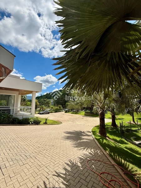 Casa exclusiva no Centro de Guabiruba: 6ª foto da galeria de imagens do imóvel