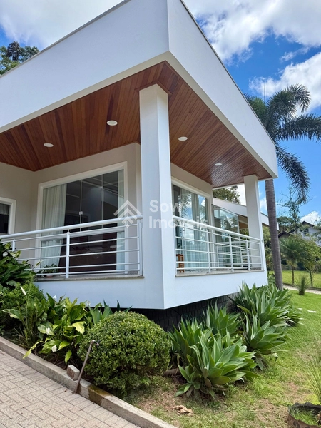 Casa exclusiva no Centro de Guabiruba: 12ª foto da galeria de imagens do imóvel