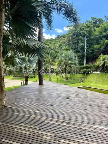 Casa exclusiva no Centro de Guabiruba: 16ª foto da galeria de imagens do imóvel