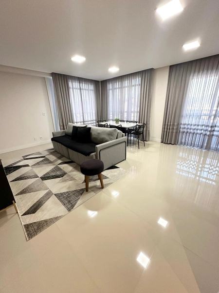 Apartamento Semi Mobiliado, com 3 Suítes, em Localização Central.: 2ª foto da galeria de imagens do imóvel