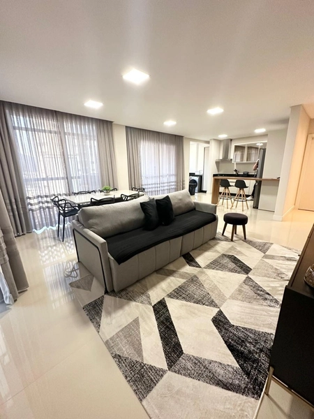 Apartamento Semi Mobiliado, com 3 Suítes, em Localização Central.: 1ª foto da galeria de imagens do imóvel