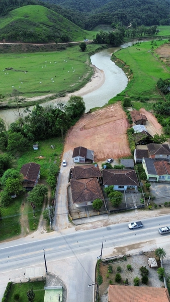 Terreno industrial: 3ª foto da galeria de imagens do imóvel