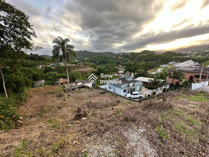Excelente terreno a venda no Bairro Souza Cruz: 2ª foto da galeria de imagens do imóvel