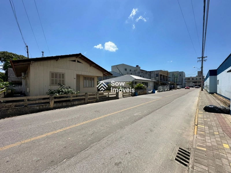 Terreno comercial: 3ª foto da galeria de imagens do imóvel