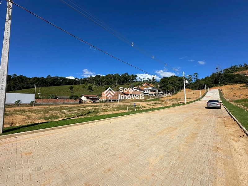 Terreno no bairro Dom Joaquim: 1ª foto da galeria de imagens do imóvel