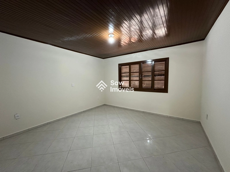 Casa à Venda no Bairro Cristalina: 3ª foto da galeria de imagens do imóvel