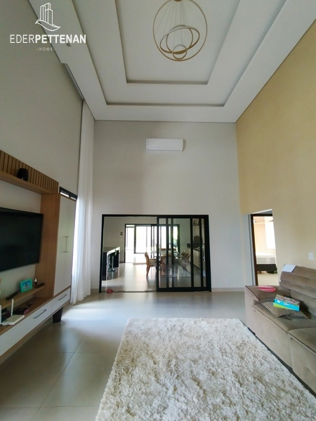 Casa 4 quartos, 2 suítes - Alto padrão - Campos de Júlio: 9ª foto da galeria de imagens do imóvel