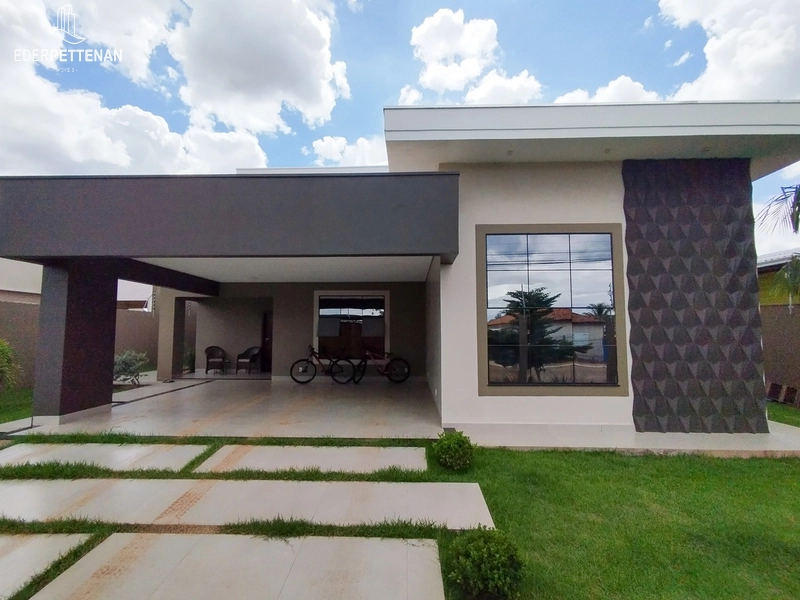 Casa 4 quartos, 2 suítes - Alto padrão - Campos de Júlio: 2ª foto da galeria de imagens do imóvel