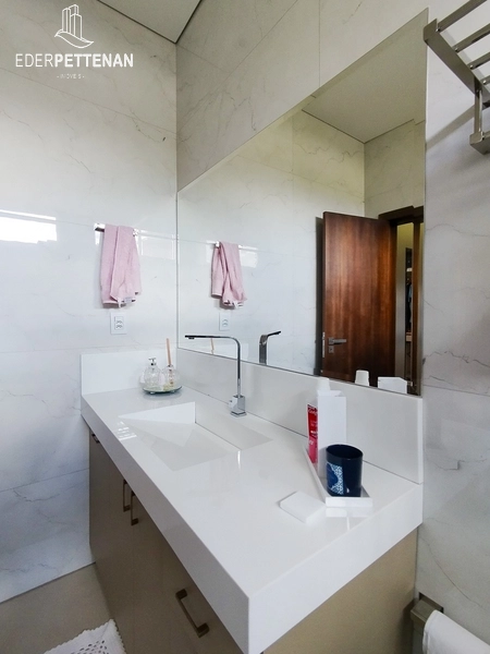 Casa 4 quartos, 2 suítes - Alto padrão - Campos de Júlio: 26ª foto da galeria de imagens do imóvel