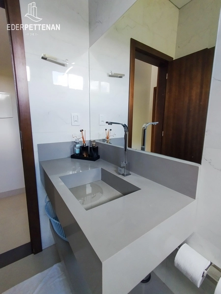 Casa 4 quartos, 2 suítes - Alto padrão - Campos de Júlio: 34ª foto da galeria de imagens do imóvel