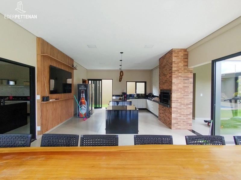 Casa 4 quartos, 2 suítes - Alto padrão - Campos de Júlio: 13ª foto da galeria de imagens do imóvel
