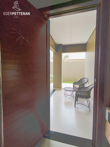 Casa 4 quartos, 2 suítes - Alto padrão - Campos de Júlio: 8ª foto da galeria de imagens do imóvel