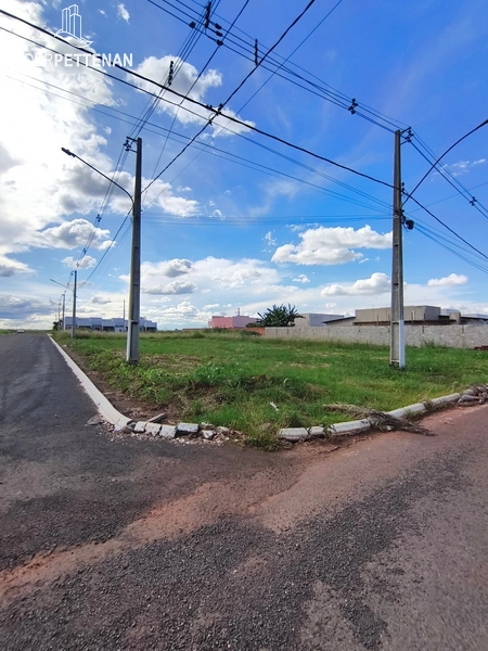 Terreno esquina 15,0 x 25,0: 2ª foto da galeria de imagens do imóvel