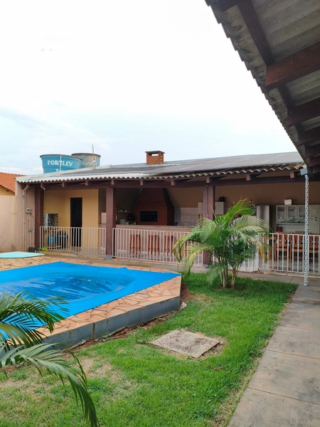 Casa 3 dorm - Bom Jardim