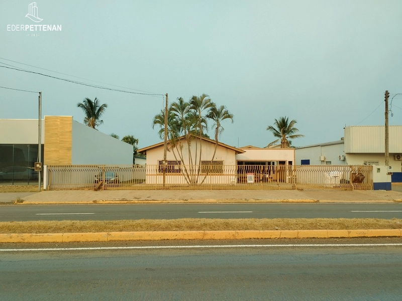 Casa a venda Campos de Júlio - Rodovia Comercial: 2ª foto da galeria de imagens do imóvel