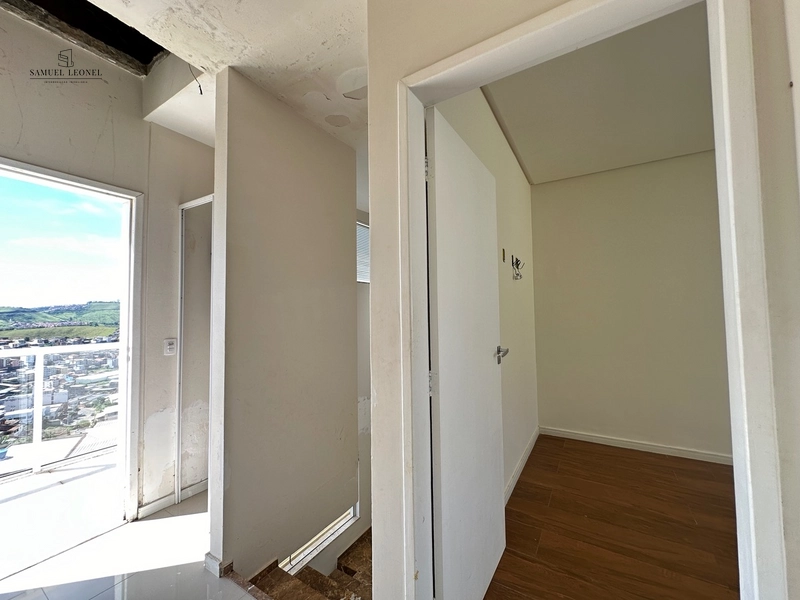 Casa com 2 Quartos Suítes e 3 banheiros à Venda, 254 m² por R$ 569.000: 11ª foto da galeria de imagens do imóvel