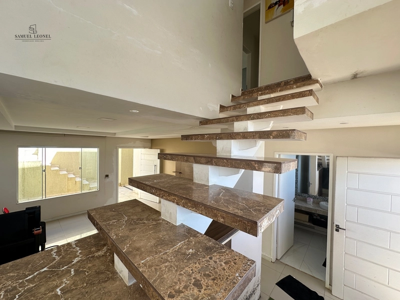 Casa com 2 Quartos Suítes e 3 banheiros à Venda, 254 m² por R$ 569.000: 10ª foto da galeria de imagens do imóvel