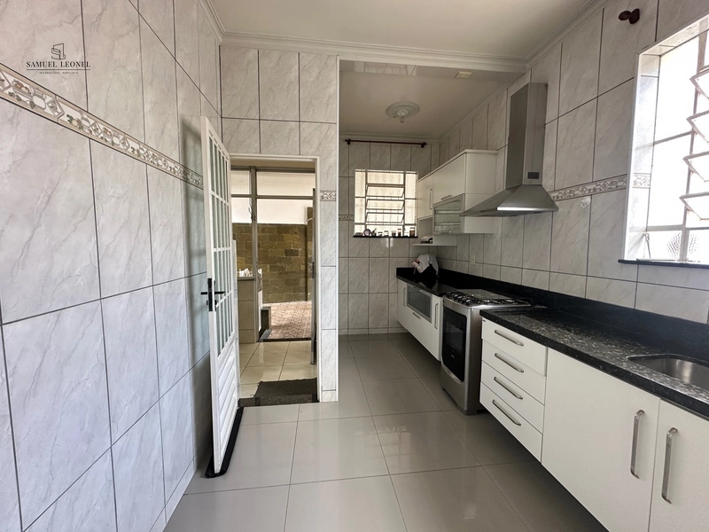 Casa a venda com 6 dormitórios 4 suítes , 4 vagas no Bairu: 17ª foto da galeria de imagens do imóvel