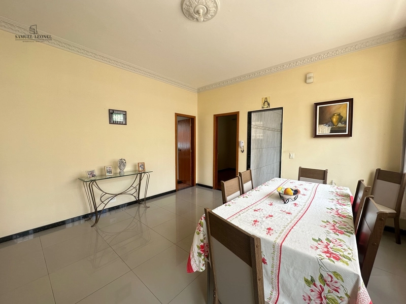Casa a venda com 6 dormitórios 4 suítes , 4 vagas no Bairu: 30ª foto da galeria de imagens do imóvel