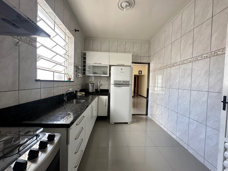 Casa a venda com 6 dormitórios 4 suítes , 4 vagas no Bairu: 18ª foto da galeria de imagens do imóvel
