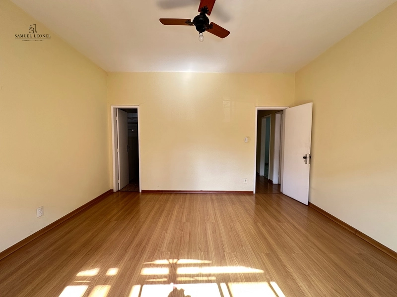 Casa duplex com quintal a venda no Bairu Juiz de Fora: 8ª foto da galeria de imagens do imóvel
