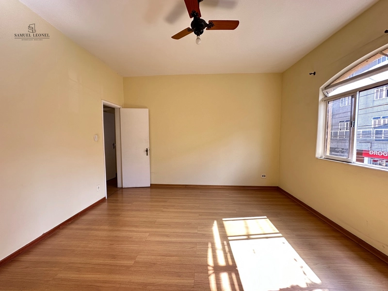 Casa duplex com quintal a venda no Bairu Juiz de Fora: 12ª foto da galeria de imagens do imóvel