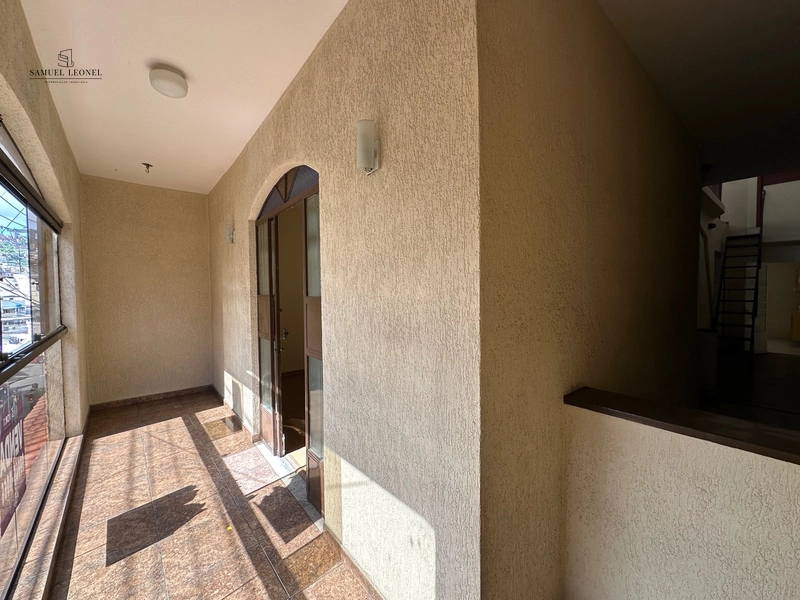 Casa duplex com quintal a venda no Bairu Juiz de Fora: 15ª foto da galeria de imagens do imóvel