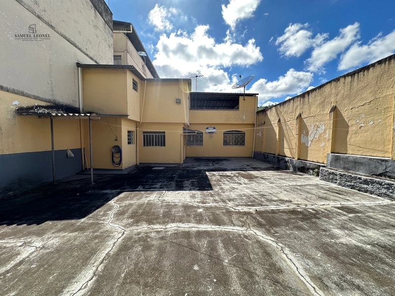 Casa duplex com quintal a venda no Bairu Juiz de Fora: 6ª foto da galeria de imagens do imóvel