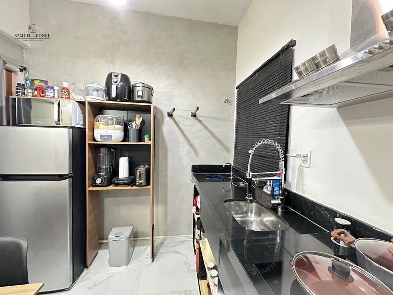 Apartamento à venda mobiliado de dois quartos no centro de juiz de f: 1ª foto da galeria de imagens do imóvel