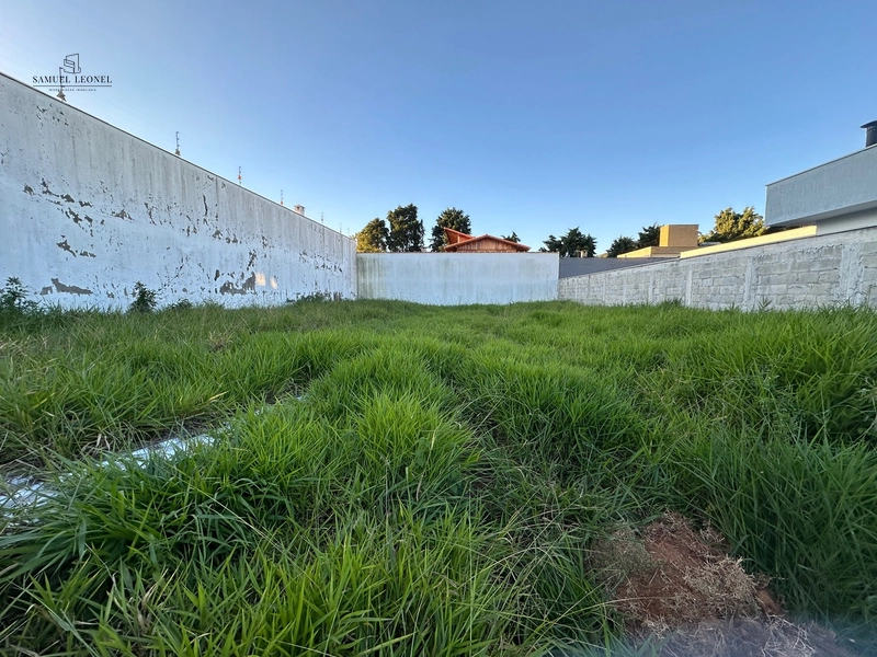 Lote plano a venda em condomínio fechado com 460m2: 6ª foto da galeria de imagens do imóvel