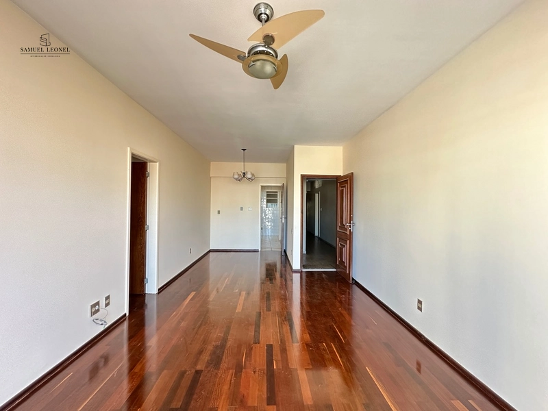 Apartamento com 3 quartos 1 suite e varanda à venda no centro de JF: 10ª foto da galeria de imagens do imóvel