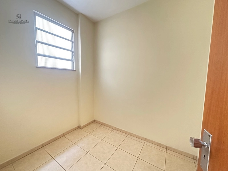 Apartamento de três quartos um suíte uma vaga no centro de JF a venda: 8ª foto da galeria de imagens do imóvel