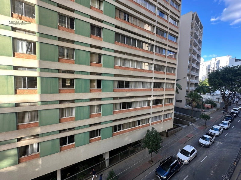 Apartamento de três quartos um suíte uma vaga no centro de JF a venda: 25ª foto da galeria de imagens do imóvel