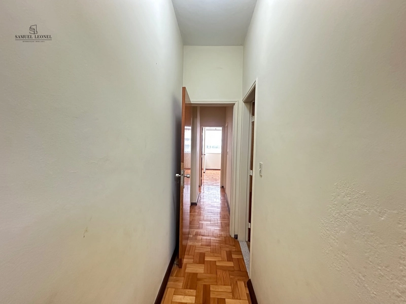Apartamento de três quartos um suíte uma vaga no centro de JF a venda: 15ª foto da galeria de imagens do imóvel
