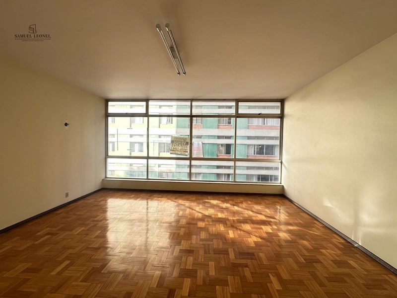 Apartamento de três quartos um suíte uma vaga no centro de JF a venda: 26ª foto da galeria de imagens do imóvel