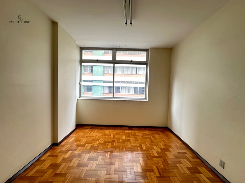 Apartamento de três quartos um suíte uma vaga no centro de JF a venda: 19ª foto da galeria de imagens do imóvel