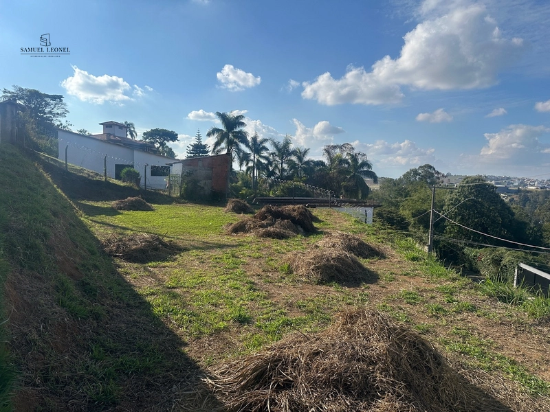 Lote plano com vista do aeroporto a venda no novo horizonte JF: 4ª foto da galeria de imagens do imóvel