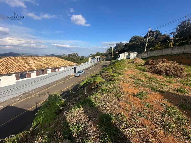 Lote plano com vista do aeroporto a venda no novo horizonte JF: 3ª foto da galeria de imagens do imóvel