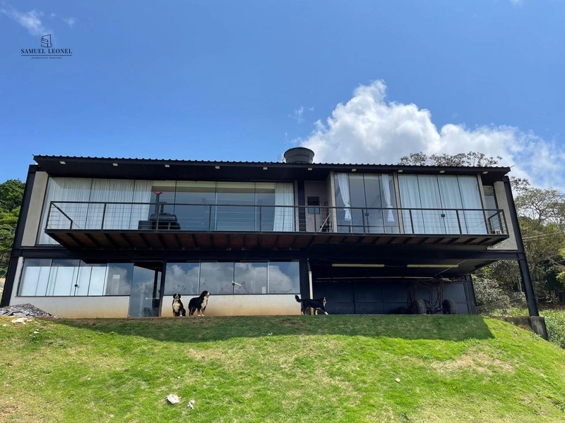 Casa a venda mobiliada em condomínio fechado por 875000: 5ª foto da galeria de imagens do imóvel