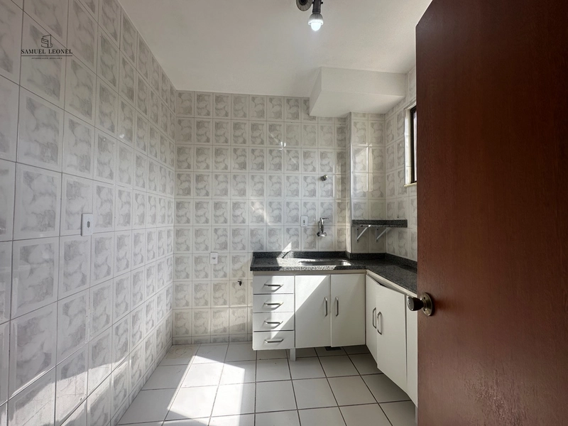 Apartamento 2 quartos e um banheiro com elevador e vaga de garagem: 3ª foto da galeria de imagens do imóvel