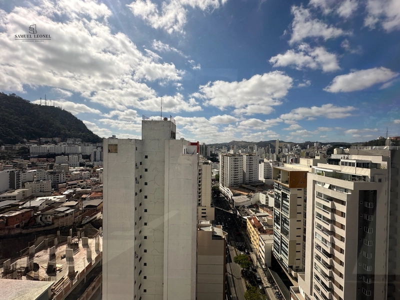 Apartamento de 1 quarto com varanda gourmet a venda no São Mateus JF: 2ª foto da galeria de imagens do imóvel